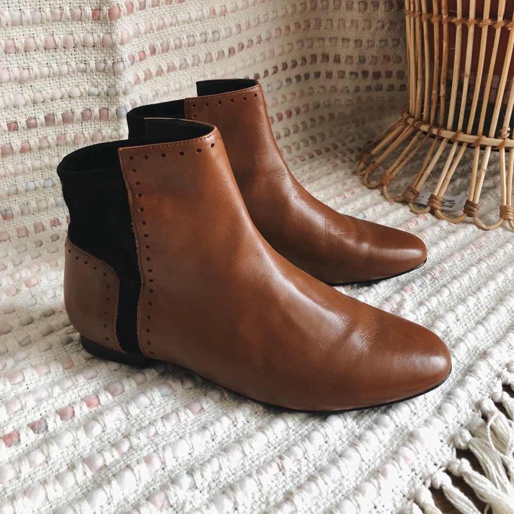 LOGO by Lori Goldstein Leather Boots in Cognac